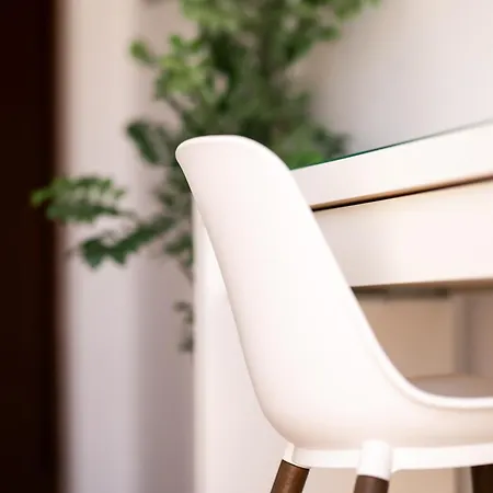 瓦伦西亚酒店 2*