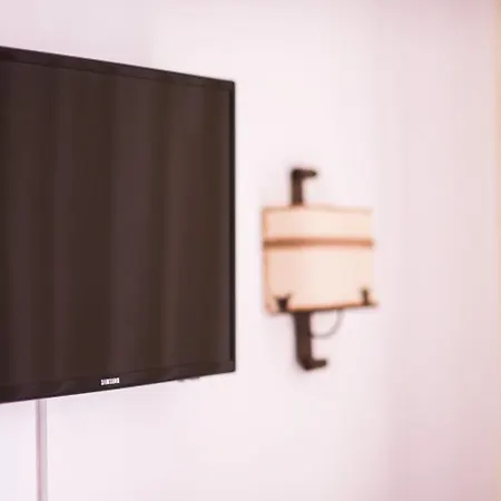 Готель Valencia 2*