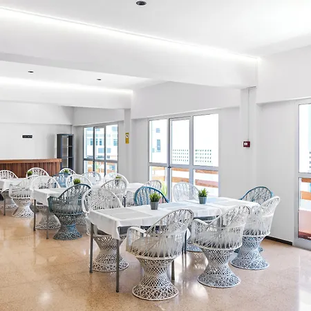 Hotel Valencia Las Palmas / Gran Canaria
